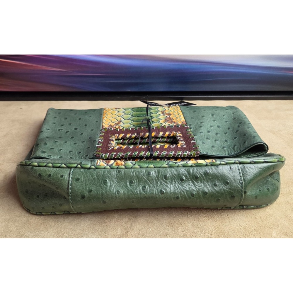 VINTAGE REIGN Ostrich/Snake-like Leather Convertible Clutch, Purse, Y2K, Boho - Picture 6 of 8